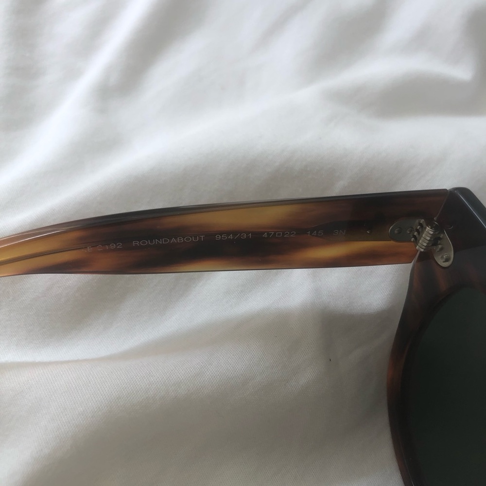 Ray-Ban Tortoise Shell Frame Sunglasses - Roundabout - Picture 8 of 8
